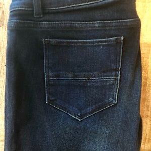 New York and Company Soho Jeans Legging